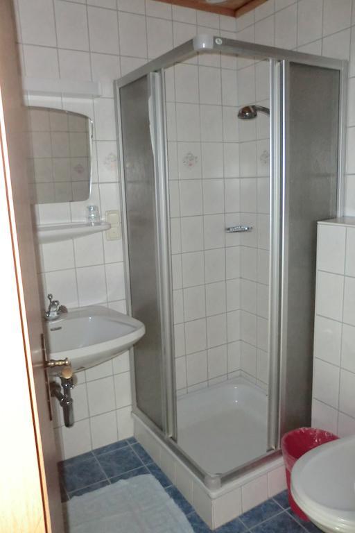Hotel Weisses Roessl Werfen Pokój zdjęcie